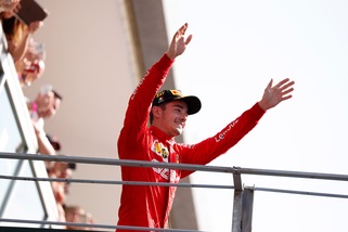 Ferrari: Leclerc osannato a Maranello