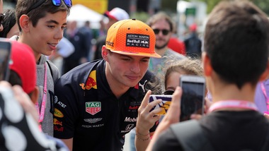 Verstappen: "Non avrei problemi in squadra con Leclerc"