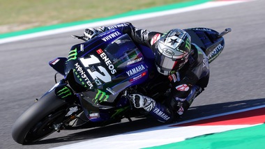 Vinales in pole al Gp di San Marino: Rossi settimo