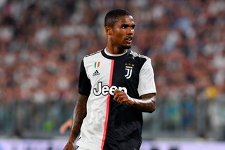 Douglas Costa è pronto e punta il Bologna