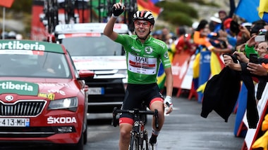 Vuelta, a Pogacar la 20ª tappa. Roglic virtualmente campione