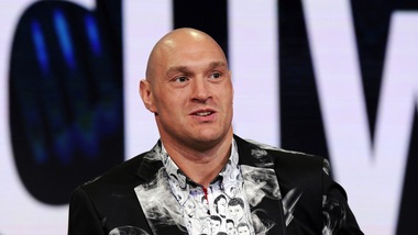 Un ferito Fury batte Wallin ai punti. Ora sfida mondiale con Wilder