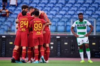 Roma show per un tempo, Sassuolo battuto 4-2