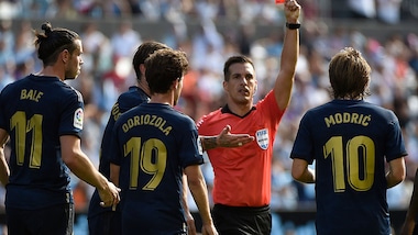 Europa League: le designazioni arbitrali per Roma e Lazio