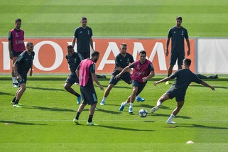 Juve subito al lavoro in vista della Champions. Riecco Alex Sandro