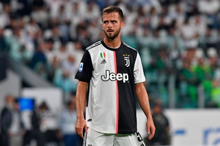 Juve, Pjanic tenta Sarri. Ma c'è un piano B