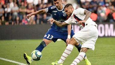 L'Equipe: "Icardi ha problemi al PSG! Isolato dagli argentini per colpa di Messi"