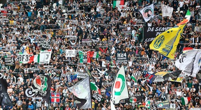 Protesta del tifo organizzato della Juve: niente Madrid