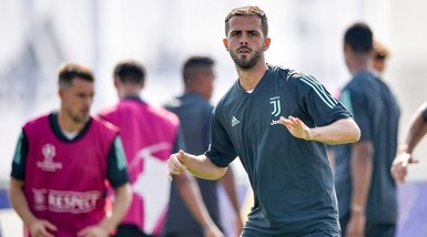 Juve, i convocati di Champions League: Pjanic c'è