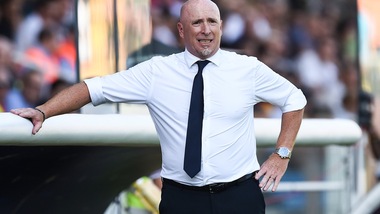 Cagliari, Maran: "Genoa? Ottimo potenziale, ma penso ai miei attaccanti"