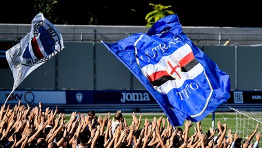 Sampdoria, nota dei tifosi: "Sostegno alla squadra, non a Ferrero"