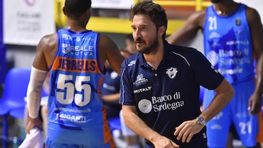 Sassari, Pozzecco rinnova fino al 2022