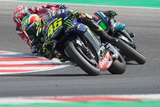 MotoGp, Aragon: Viñales e Rossi comandano le seconde libere