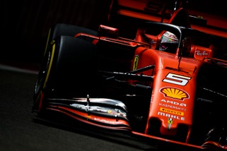 Gp Singapore: Hamilton davanti a Verstappen nelle libere, Vettel terzo