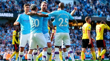 Premier League: il Manchester City travolge il Watford, Tottenham ko a Leicester