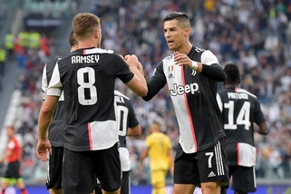 Serie A, Juve-Verona 2-1: Ramsey e Cristiano Ronaldo firmano la rimonta
