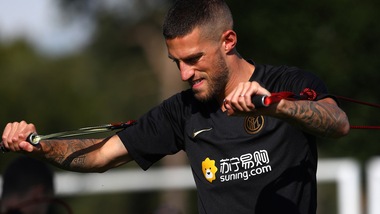 Inter, Biraghi può esordire con la Lazio