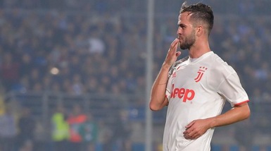 Un turno di stop alla Curva del Brescia per i cori razzisti a Pjanic