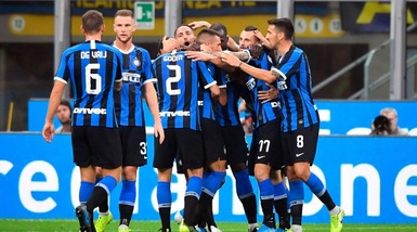 L'Inter di Conte non si ferma. Napoli, clamoroso ko in casa