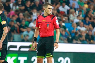 Serie B, le designazioni: Cremonese-Frosinone a Ghersini. Livorno-Pisa, fischia Sacchi