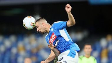 Napoli, solo terapie per Maksimovic