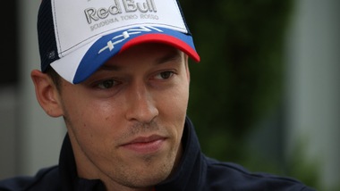 Gp Russia, penalità per Kvyat: scatterà dal fondo