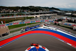 Gp Russia, Leclerc vola nelle libere. Terzo Vettel