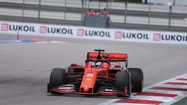 Gp Russia, Pirelli: "A Sochi possibile un solo pit stop"