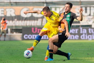 Serie B, pari tra Venezia e Pisa. Fischi per il Frosinone di Nesta