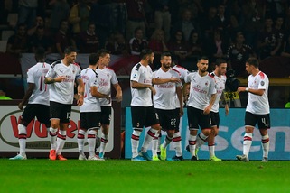 Arnault jr: "Non siamo interessati a comprare il Milan". Elliott: "Club non in vendita"