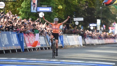Mondiali ciclismo: oro alla Van Vleuten, Longo Borghini quinta