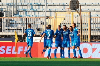 Serie B Empoli in vetta: battuto il Perugia 3-0