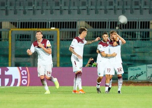 Il Livorno perdona, Djuric no: Salernitana corsara 3-2