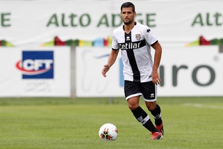 Parma, trauma cranico per Laurini. Inglese a riposo per tonsillite