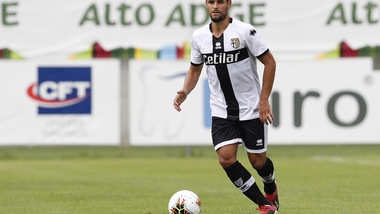 Parma, trauma cranico per Laurini. Inglese a riposo per tonsillite