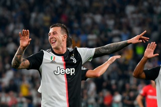 Bernardeschi: "Inter? Senza paura, siamo la Juventus"