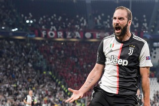 Juve, Higuain: "Felice di lavorare con Sarri"