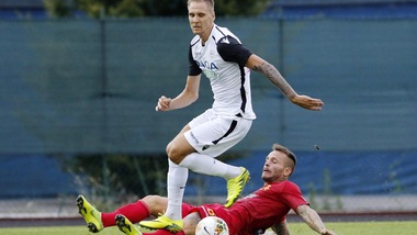 Udinese, personalizzato per Stryger Larsen e Teodorczyk