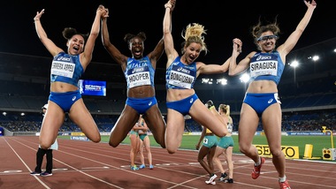Le azzurre in finale della 4x100 con nuovo record italiano