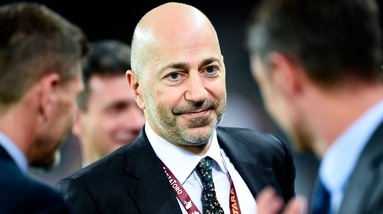 Pioli: “I tifosi? Hanno diritto di critica". Gazidis: "Il Milan rischiava la bancarotta e la Serie D"