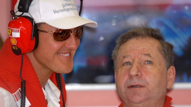 Jean Todt: "Guardo le gare con Schumacher: lui lotta ogni giorno"