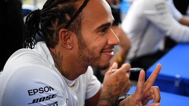 Hamilton: "Il motore della Ferrari ha una potenza incredibile"