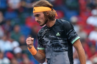 Impresa di Tsitsipas a Shanghai: eliminato Djokovic
