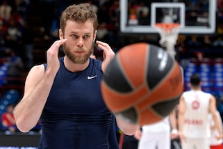 Nba, Giannis è un gigante: Melli vince ancora