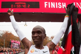 Kipchoge e Kosgei, quale record vale di più?