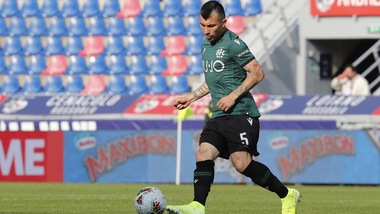 Bologna, Medel fuori un mese: lesione al bicipite femorale