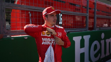 F1, Ferrari: "Buon compleanno Leclerc!"