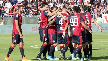 Nainggolan lancia il Cagliari in zona Europa. Spal ko 2-0