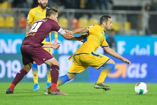 Frosinone-Livorno 1-0, decide Ciano in extremis su rigore