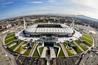 Gli azionisti: "Parlateci del secondo Stadio. Calciopoli: pensarci sempre"